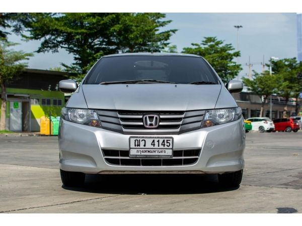 2009Honda City 1.5V เบนซิน รูปที่ 2