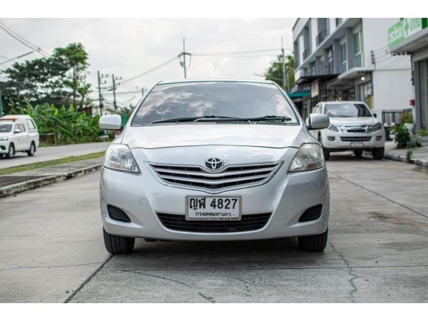 TOYOTA SOLUNA  VIOS 2011 (โฉม 07-13) E 1.5 A/T สีเทา รูปที่ 2