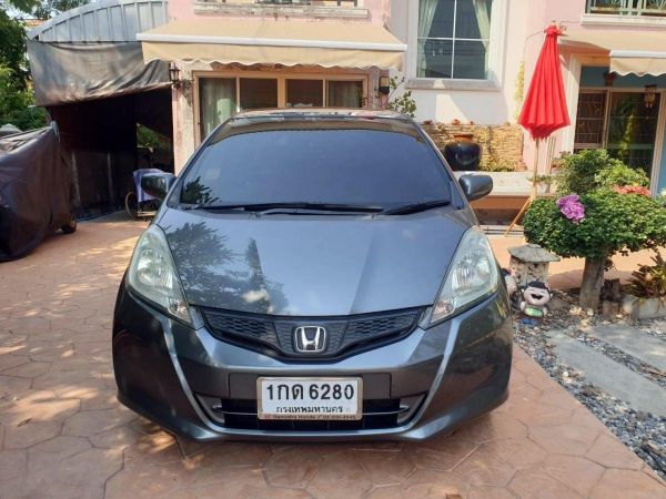 Honda Jazz GE MC 2011 รถบ้านเจ้าของขายเอง น้ำมันล้วน รูปที่ 2