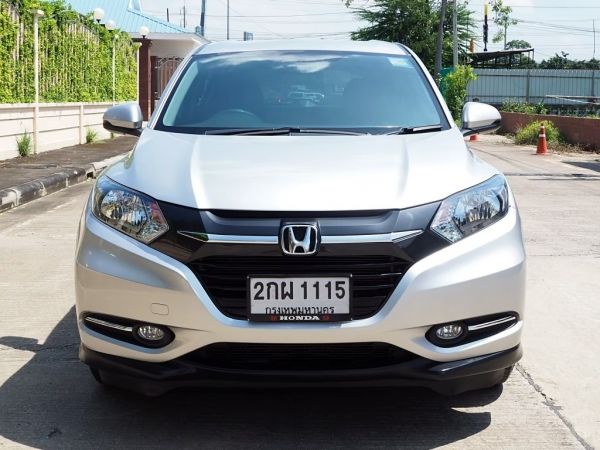 HONDA HR-V 1.8 S ปี 2015 เกียร์AUTO CVT สภาพนางฟ้า รูปที่ 2