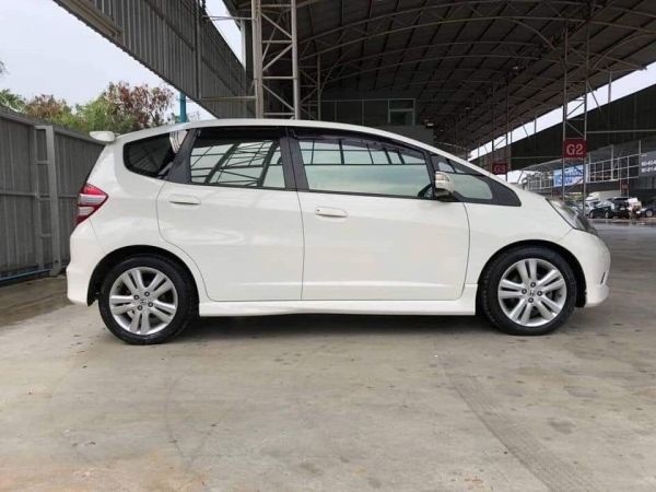 Honda Jazz 1.5 sv 2008 เครดิตดีฟรีดาวน์ รูปที่ 2