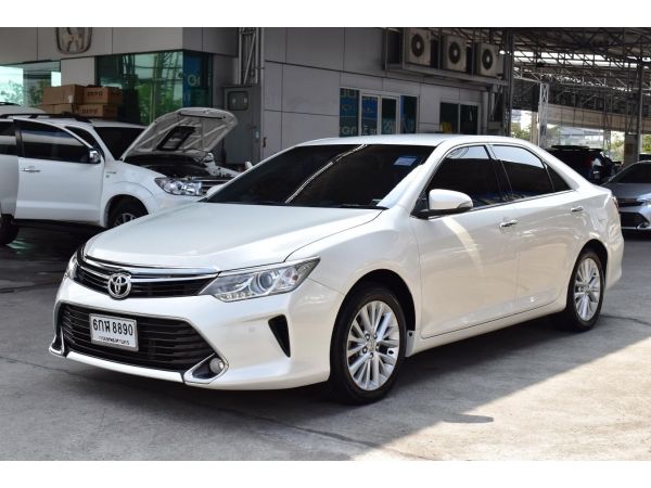 CAMRY 2.5 G ปี2017  รถสวยพร้อมใช้ไมล์แท้ 60,000 รูปที่ 2