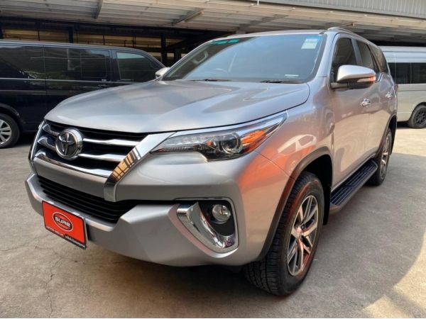 โตโยต้าชัวร์ Toyota Fortuner 2.8V 2WD Sportivo AT 2016 รูปที่ 2