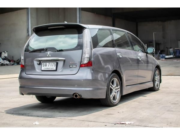 Mitsubishi Space Wagon 2.4 GLS รูปที่ 2