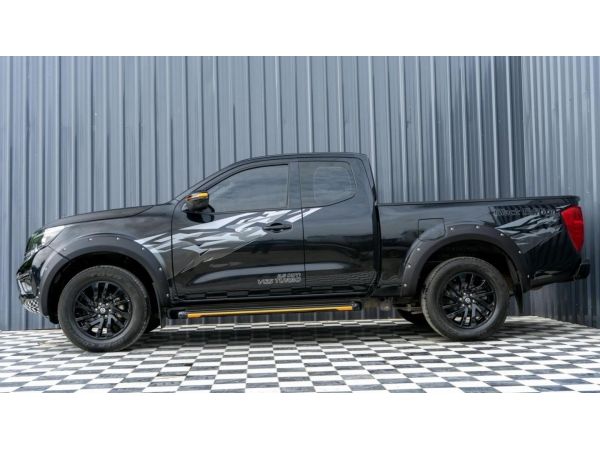 ​​​​​​​​​​​​​​​​​​​​​​​​​​​Nissan Navara NP300 Cab 2.5 E Calibre Black Edition ll ปี2019 รูปที่ 2