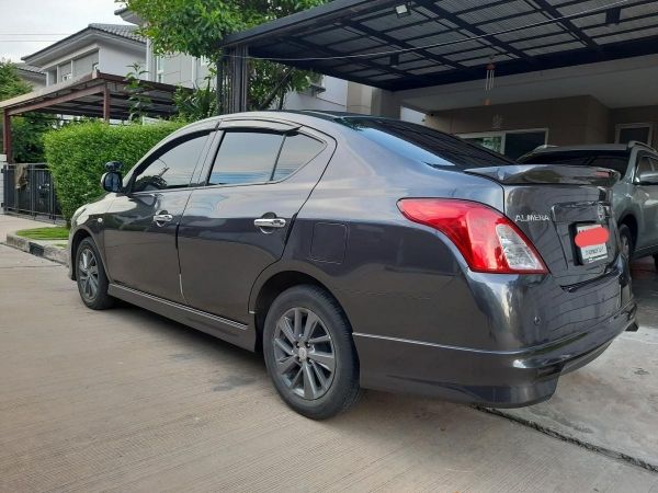 Nissan Almera sportech 2018 1.2E สีเทา เครื่องเบนซิน เติม E20 เกียร์ ออโต้  รถบ้านมือ 1 ออกศูนย์ ป้ายแดง รูปที่ 2