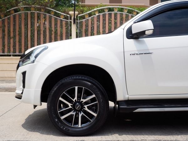 ISUZU D-MAX ALL NEW BLUE POWER SPACECAB HI-LANDER 1.9 DDi Z-Prestige STEALTH ปี 2019 จดปี 2020 เกียร์AUTO สภาพป้ายแดง รูปที่ 2