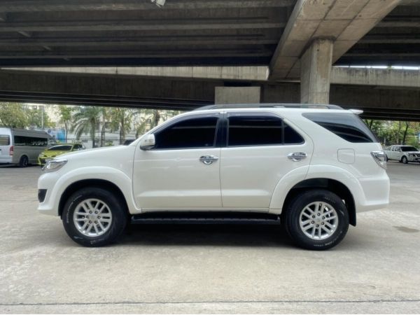 TOYOTA FORTUNER 2.7V 2WD AT ปี 2012 รูปที่ 2