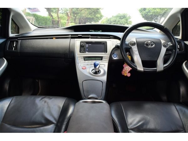 Toyota Prius 1.8 (ปี 2013) Hybrid TRD Sportivo II Hatchbไ✅ ผ่อนได้สูงสุด 72 งวด ✅ ผ่อนเริ่มต้นที่ 7,xxx บาท ✅ เครดิตดี ฟรีดาวน์ฟรีดาวน์ จัดไฟแนนซ์ผ่านง่าย รับฟังทุกเงื่อนไข ได้ดอกเบี้ยพิเศษมล์แท้ เช็ค รูปที่ 2