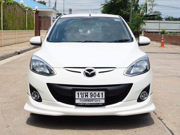 MAZDA 2 HATCHBACK SPORTs 1.5 Groove ปี 2012 เกียร์MANUAL สีขาว(นิยม) สภาพป้ายแดง รูปที่ 2