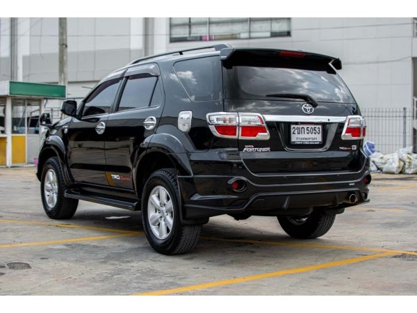 Toyota Fortuner 2.7V เบนซิน รูปที่ 2