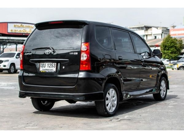 2011 Avanza 1.5E เบนซิน รูปที่ 2