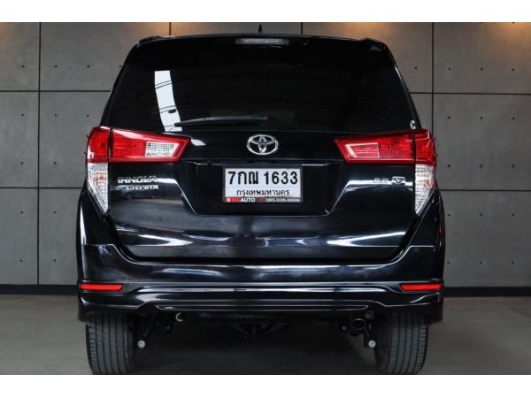 2018 Toyota Innova 2.8  Crysta V Wagon AT(ปี 16-20) B1633 รูปที่ 2