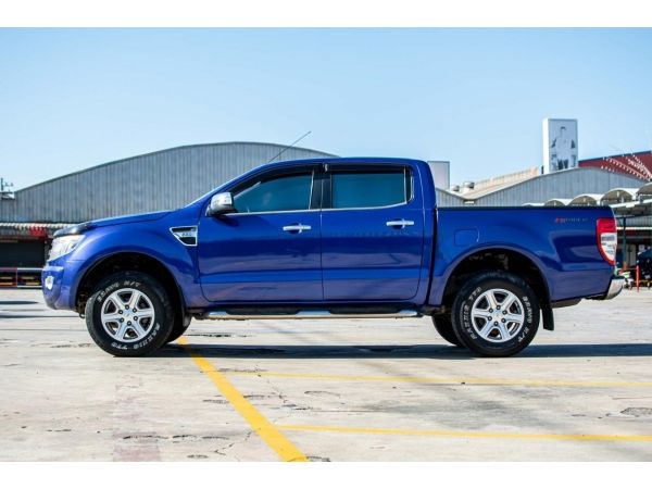 Ford Ranger 2.2XLT ปี2012 กระบะ4ประตู ออโต้ รูปที่ 2