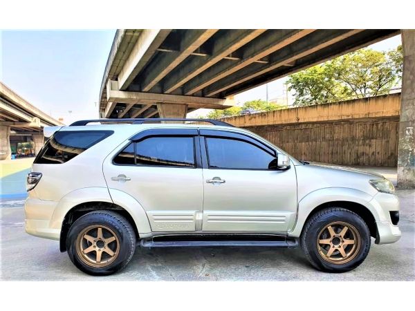 TOYOTA FORTUNER 2.7 ปี08 รูปที่ 2