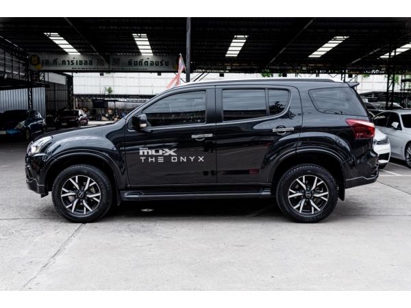 2019 Isuzu MU-X 1.9  THE ONYX SUV รูปที่ 2