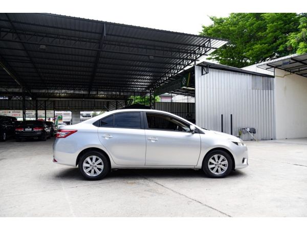 2015 Toyota Vios 1.5 E Sedan รูปที่ 2