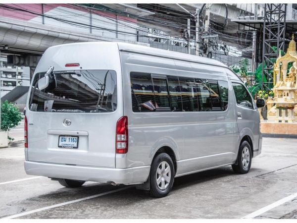 Toyota Hiace 2.5 COMMUTER  D4D Van MT รูปที่ 2