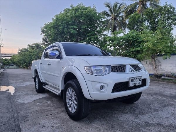 Mitsubishi Triton 2.4GLS MT เบนซิน ปี2012 รูปที่ 2