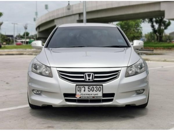 2011 HONDA ACCORD 2.0 E i-VTEC รูปที่ 2