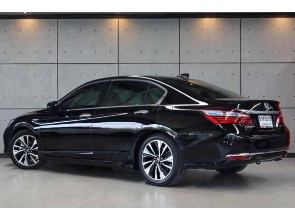 2017 Honda Accord 2.0 Hybrid TECH i-VTEC Sedan AT (ปี 13-17) B5315 รูปที่ 2