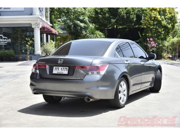 2010 HONDA ACCORD 2.4 EL NAVI ใช้เงิน 5 พันออกรถ ฟรีดาวน์ แถมประกันภัย รูปที่ 2