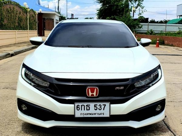 HONDA CIVIC FC 1.8 EL i-VTEC ปี 2017 ท๊อปสุด สีขาวมุก ชุดแต่งเป็นแสน รูปที่ 2