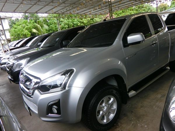 ISUZU D-MAX SPACECAB 1.9 DDI HI-LANDER MT รถปี2017 รูปที่ 2