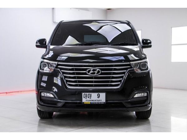 2019 HYUNDAI H-1 2.5 ELITE รูปที่ 2