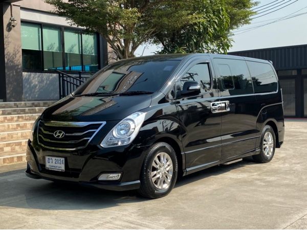 HYUNDAI H1 VIP 2016 รูปที่ 2