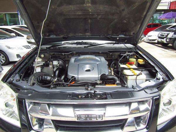 ISUZU D-MAX SPACECAB 2.5 HI-LANDER Supertitanium 2011/MT รูปที่ 2