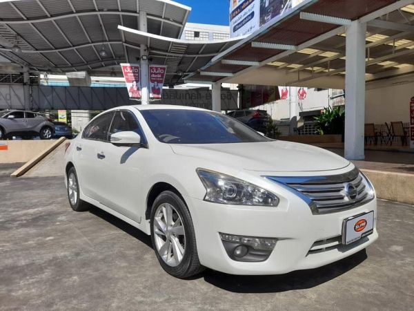 โตโยต้าชัวร์ Nissn Teana 200XL Nav ปี2014 ออกรถ 8,600  ผ่อน 8,600 รูปที่ 2