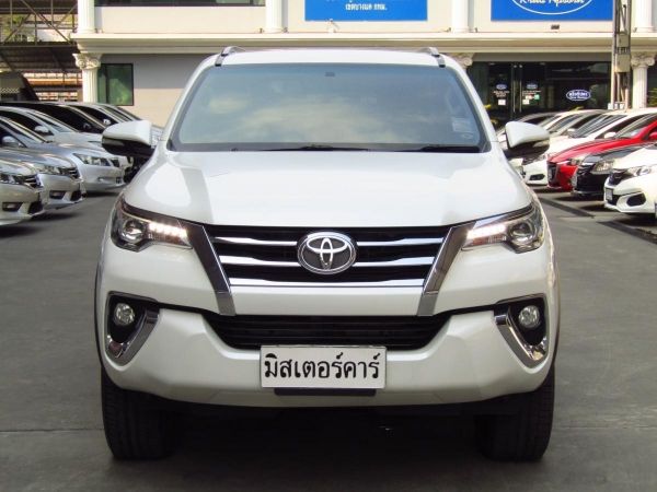 Toyota Fortuner 2.8v 4WD/NAVI Auto 2015 รูปที่ 2