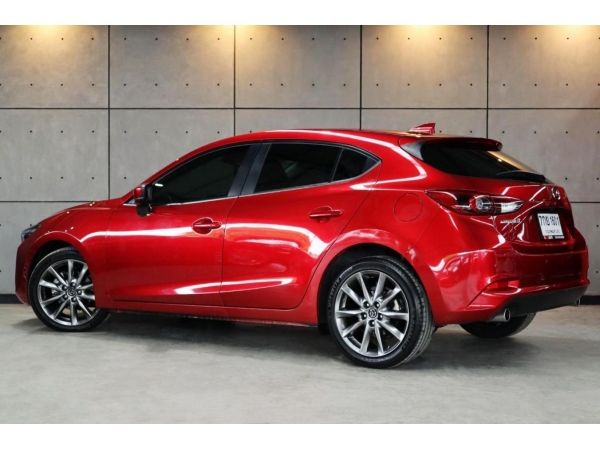 2018 Mazda 3 2.0 S Sports Hatchback AT (ปี 14-17) B1601 รูปที่ 2