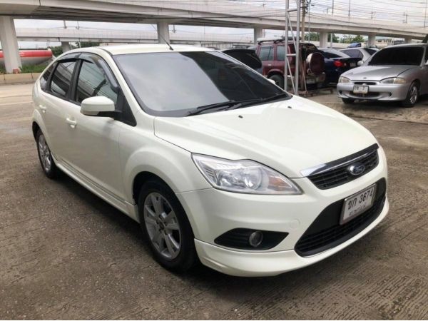 2011 Ford Focus 1.8 Finesse Hatchback AT ผ่อนเพียง 4,xxx เท่านั้น รูปที่ 2