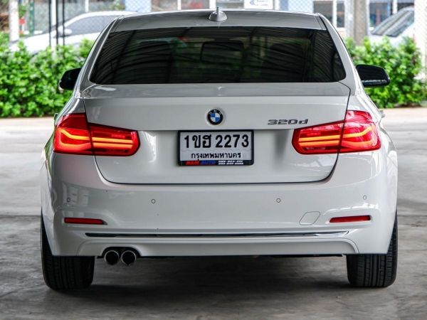 BMW SERIES 3 320d LUXURY MNC F30 รูปที่ 2