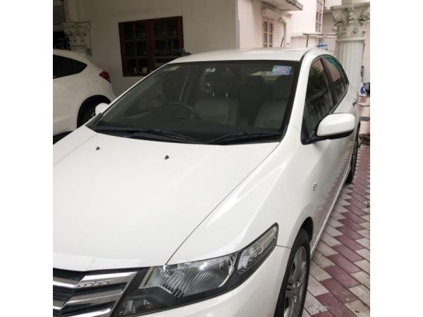 Honda city 2012 สีขาว สภาพดีมาก รูปที่ 2