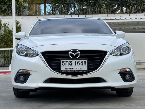 2016 MAZDA 3 2.0C  AUTO สีขาว เครดิตดีฟรีดาวน์ รูปที่ 2