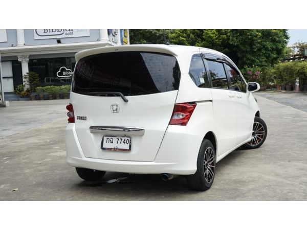 ( รุ่นท็อปสุด ) 2010 HONDA FREED 1.5 E NAVI SPORT จัดไฟแนนซ์ได้เต็ม **รับประกันหลังการขายทุกคัน รูปที่ 2