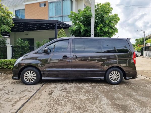 Hyundai H-1 2.5 Deluxe (ปี 2018) Van AT รูปที่ 2