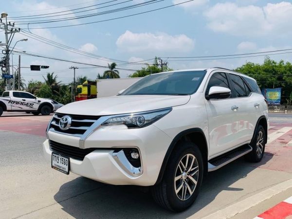 Toyota Fortuner 2.8 V 4WD A2 ปี 2018 รูปที่ 2