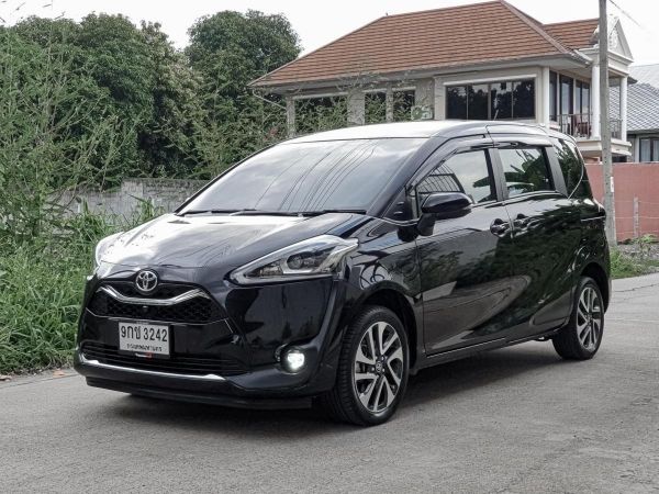 Toyota Sienta 1.5V ปี2019 รูปที่ 2