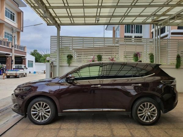 Toyota Harrier 2.0 Premium (Limited Black-Purple Colour) รูปที่ 2