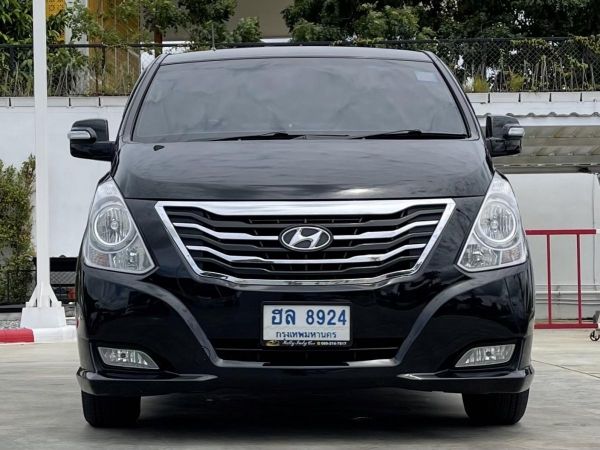 2015 HYUNDAI H1 DELUXE 2.5 เครดิตดีฟรีดาวน์ รูปที่ 2