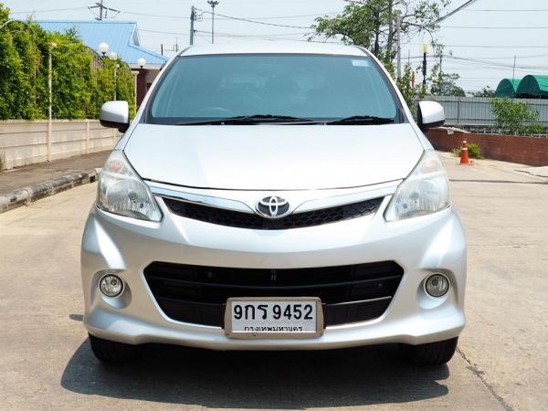 TOYOTA AVANZA 1.5 S ปี 2012 เกียร์ AUTO สภาพนางฟ้า รูปที่ 2