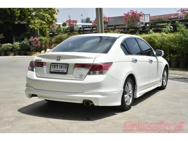 2011 HONDA ACCORD 2.0 EL ใช้เงิน 5 พันออกรถ ฟรีดาวน์ แถมประกันภัย รูปที่ 2