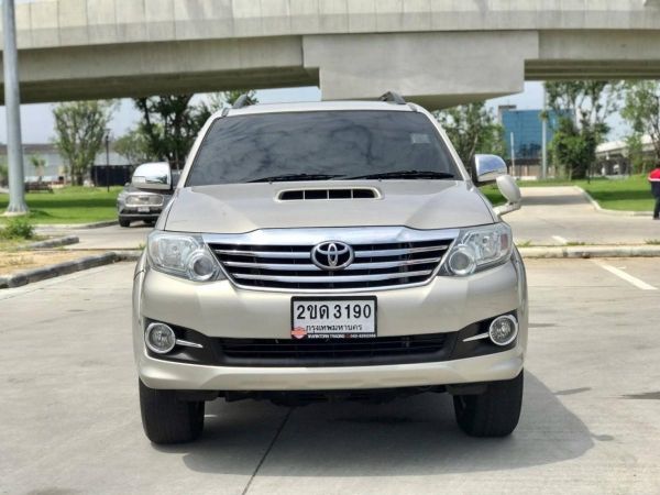 2014 TOYOTA FORTUNER 2.5​ V​ เครดิตดีออกรถฟรีดาวน์ รูปที่ 2