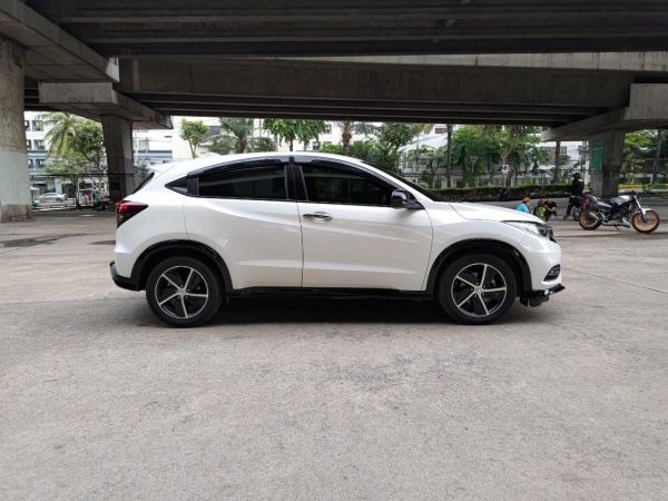 2019 Honda HR-V 1.8 RS รถสวยมือเดียว สภาพนางฟ้า รูปที่ 2