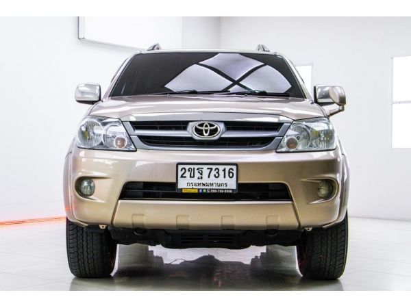 2006 TOYOTA FORTUNER 2.7 V 4WD  ผ่อน 3,904 บาท จนถึงสิ้นปีนี้ รูปที่ 2