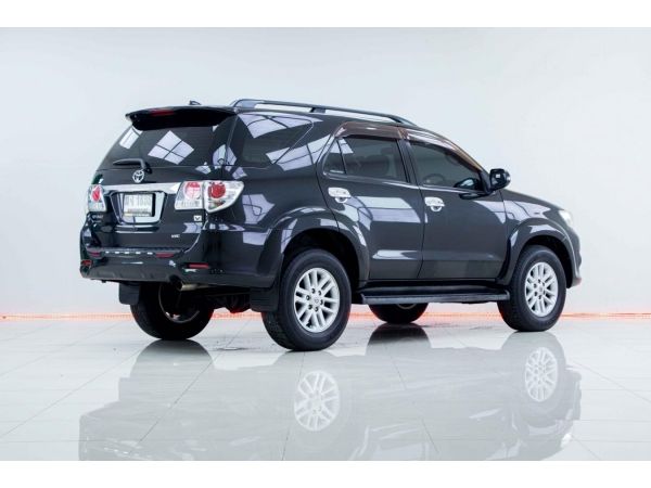 TOYOTA FORTUNER 3.0 V A/T 2012 ออกรถ 0 บาท รูปที่ 2